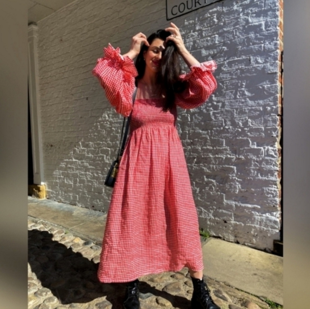 Sleeper 100% linen red gingham Atlanta dress with puff sleeves, small - Picture 5 of 16